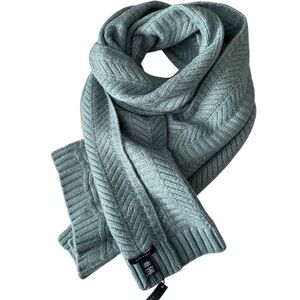 NWT! LOVE & LORE Knit Oversized Warm,Soft & Cozy Scarf